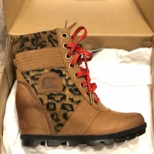 NIB w/tags Sorel Lexie wedge women’s 6.5